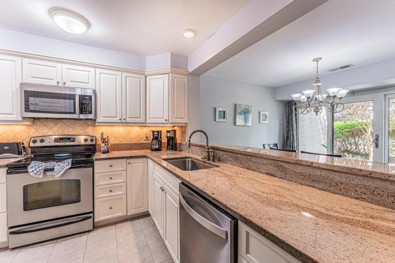 Pet Friendly! 503 Plantation Club Walk To Pool Sleeps 6 Sea Pines Villa Hilton Head Island Exterior photo